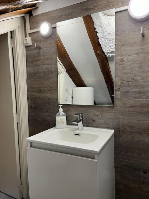 New Quiet Apartment Free Wifi In Gran Via Downtown Madrid Bagian luar foto